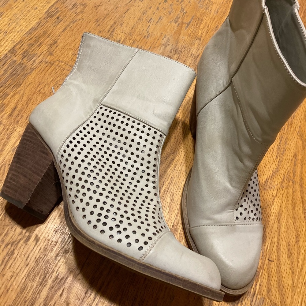 Diba leather booties
